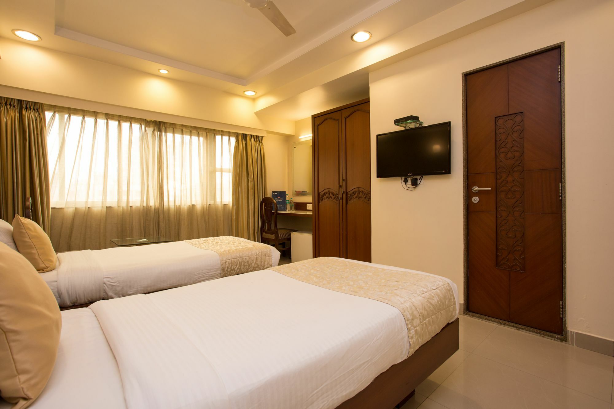 Oyo 10007 Hotel Grace Residency Mumbai Ngoại thất bức ảnh